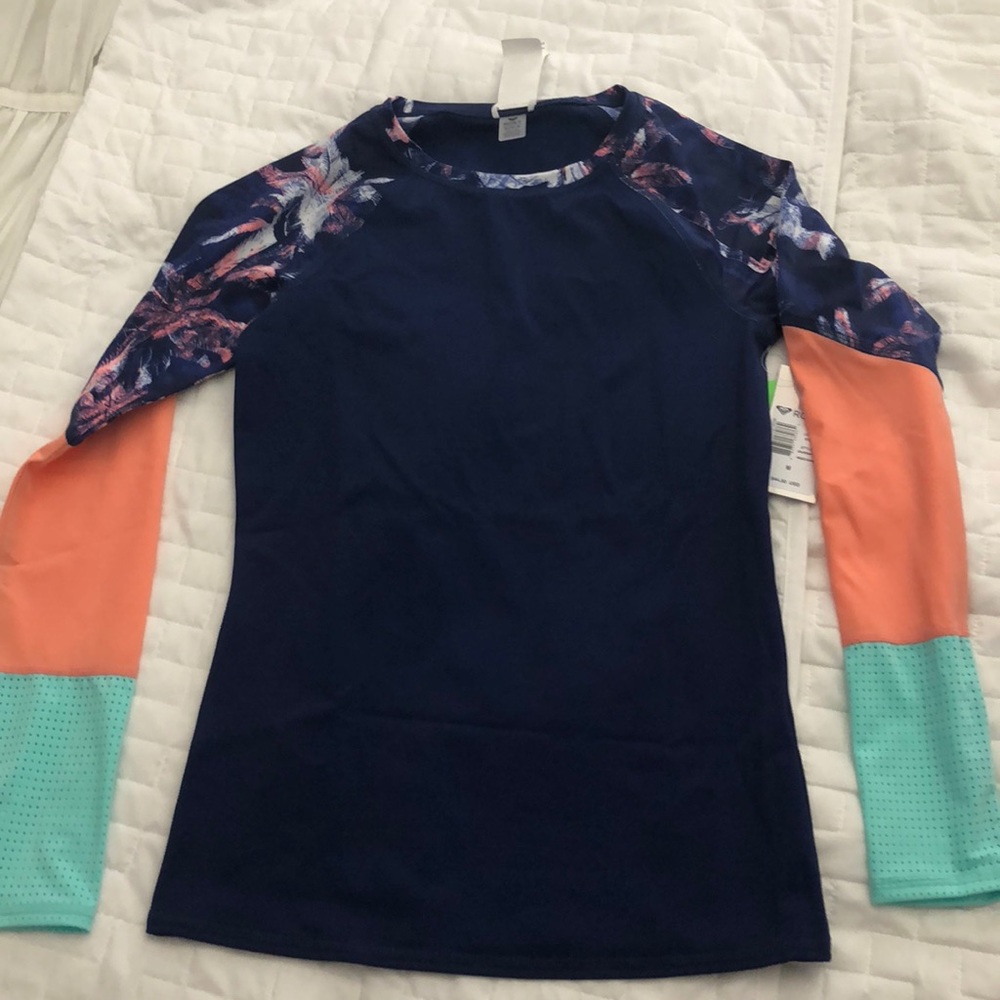 Brand new rashguard (with tags)